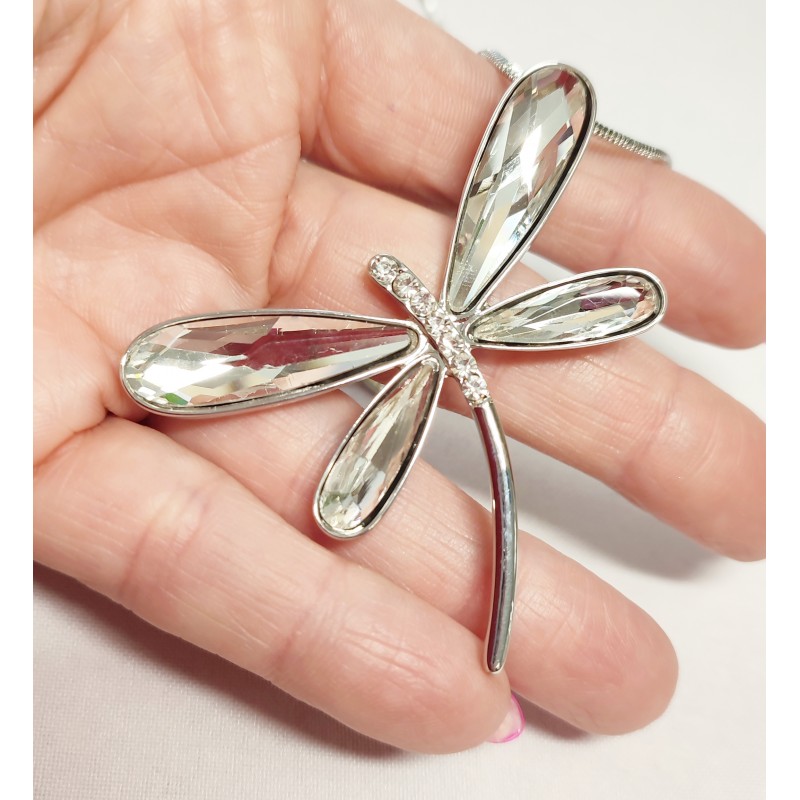 Náhrdelník dlouhý vážka