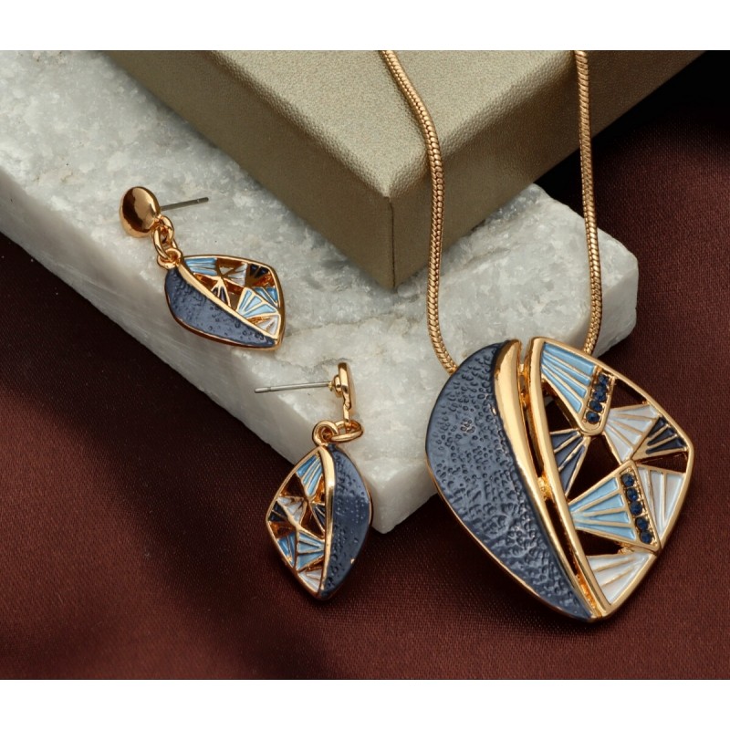 Náhrdelník a náušnice